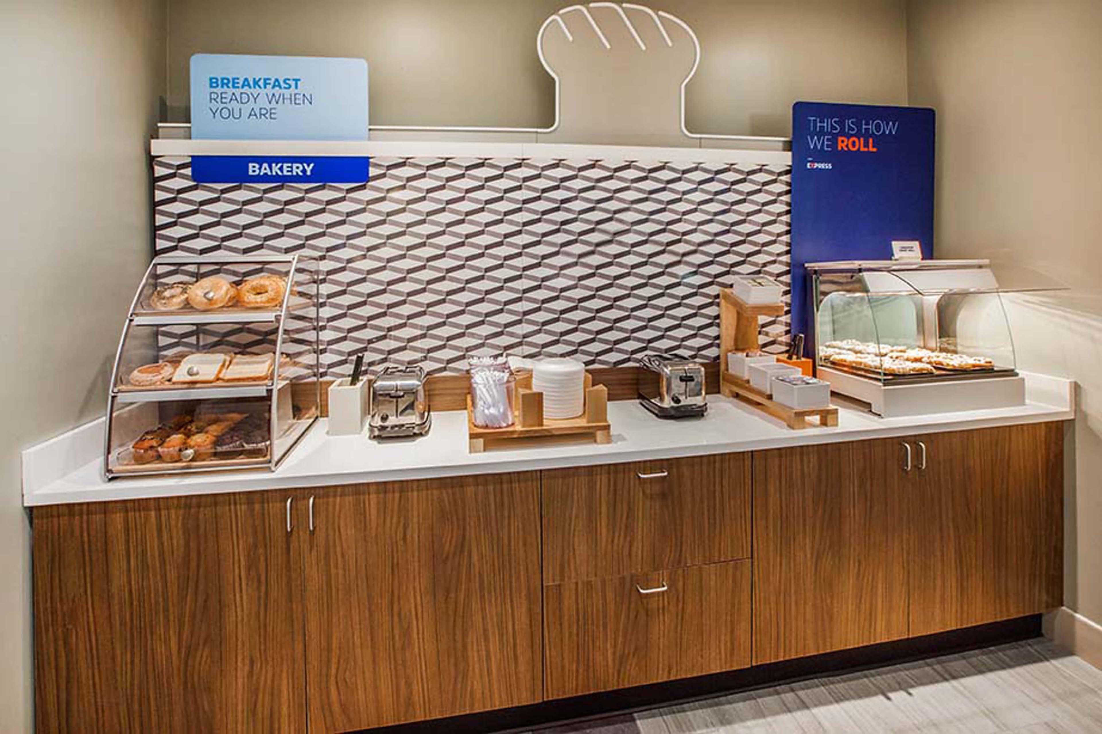 Holiday Inn Express Hotel & Suites Arcata/Eureka-Airport Area By Ihg McKinleyville Eksteriør bilde